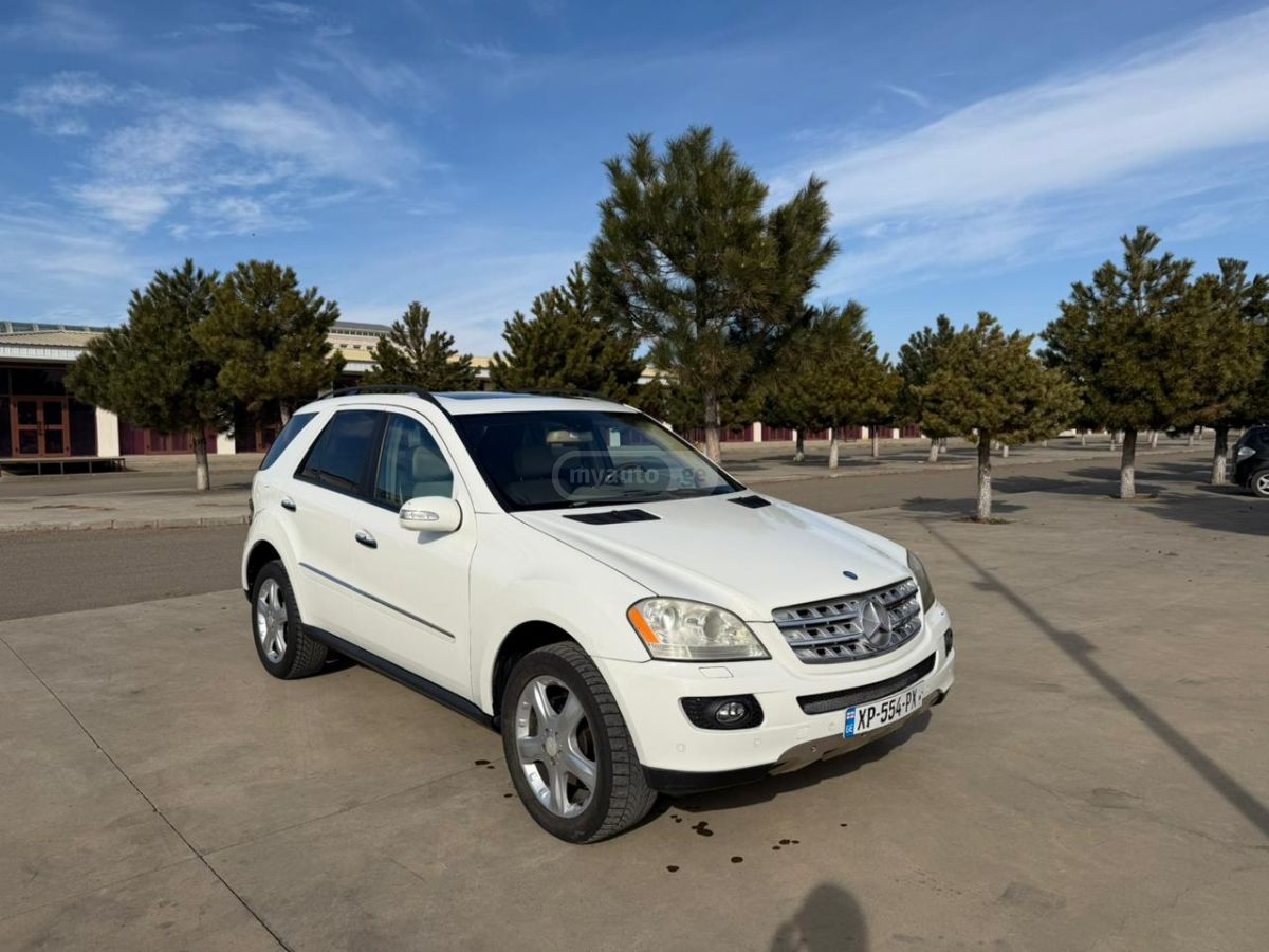 Mercedes-Benz ML 320