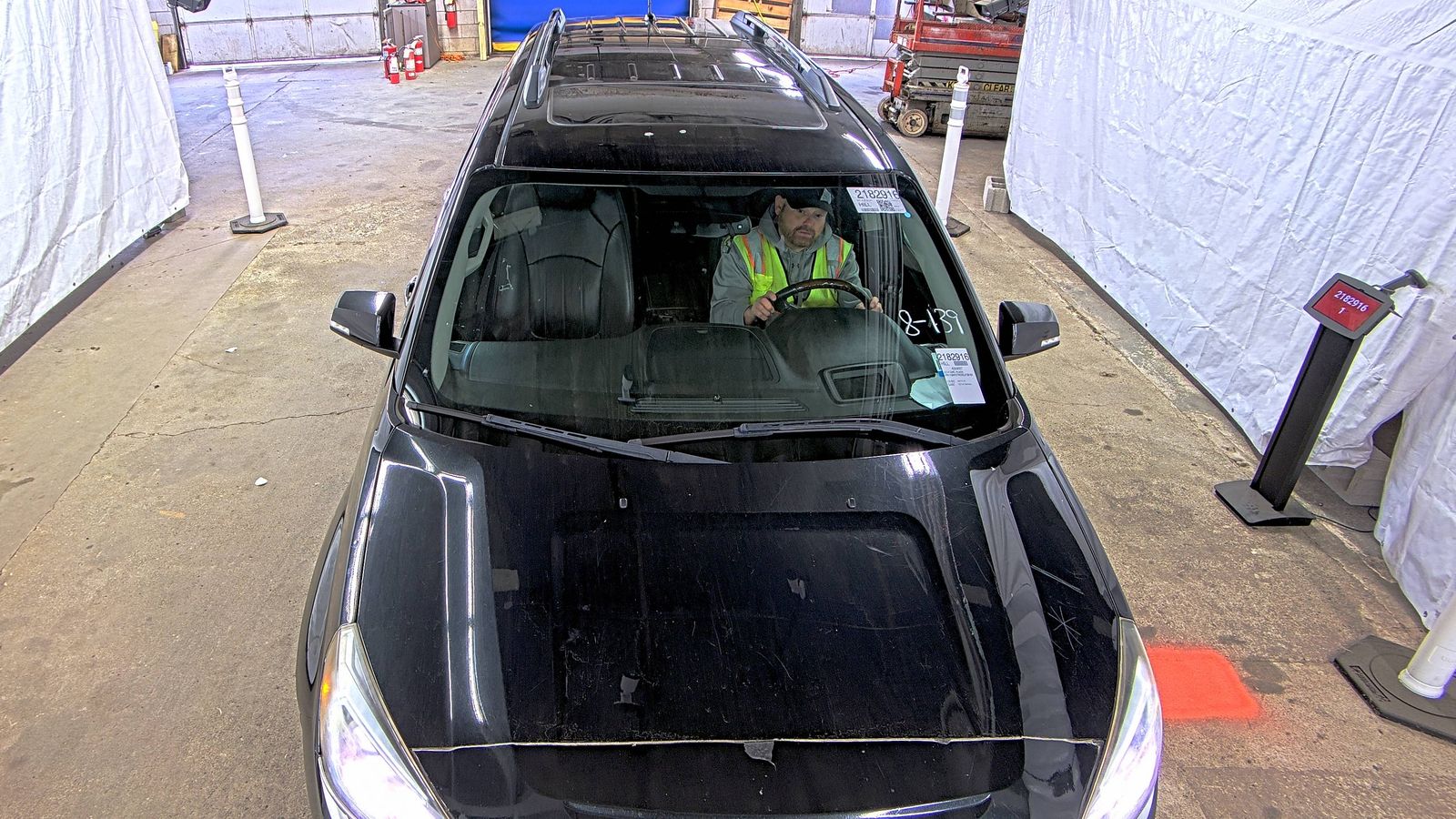 GMC Acadia 2014 — photo 2