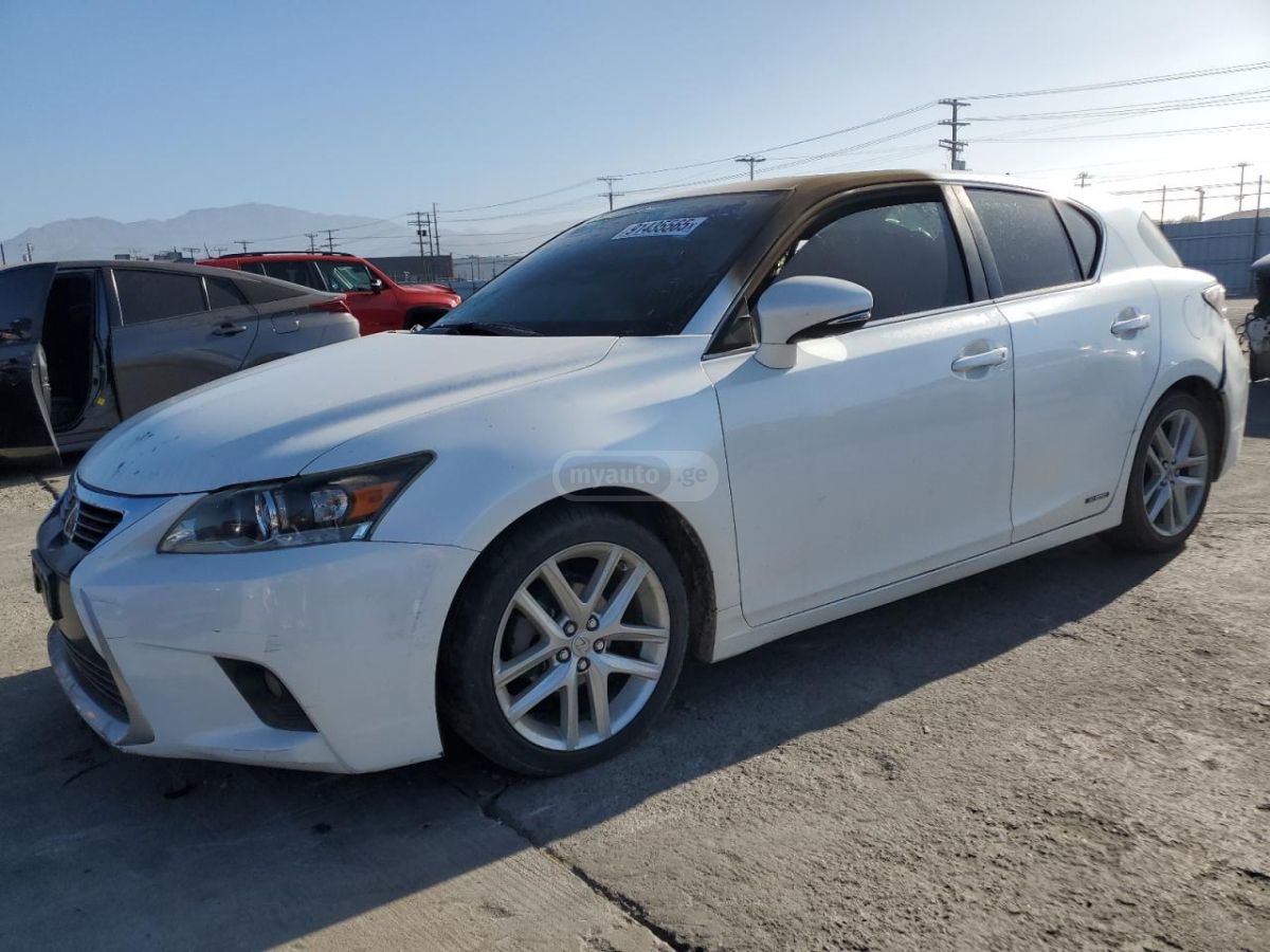 Lexus CT 200 h