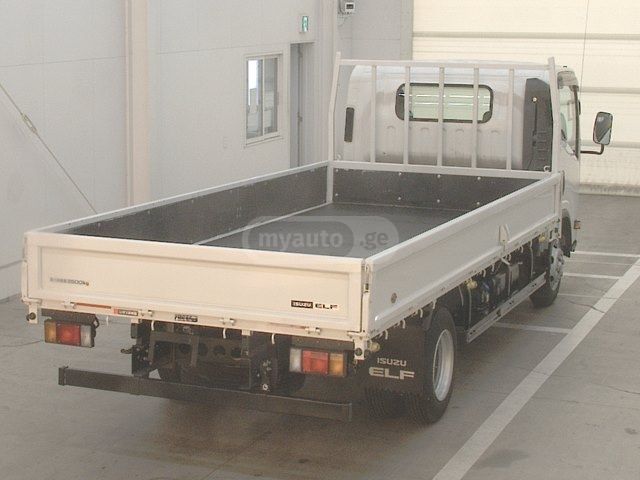 Isuzu Elf 2020 — photo 2