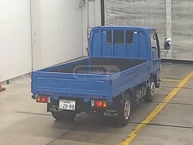 Isuzu Elf 2020 — photo 2