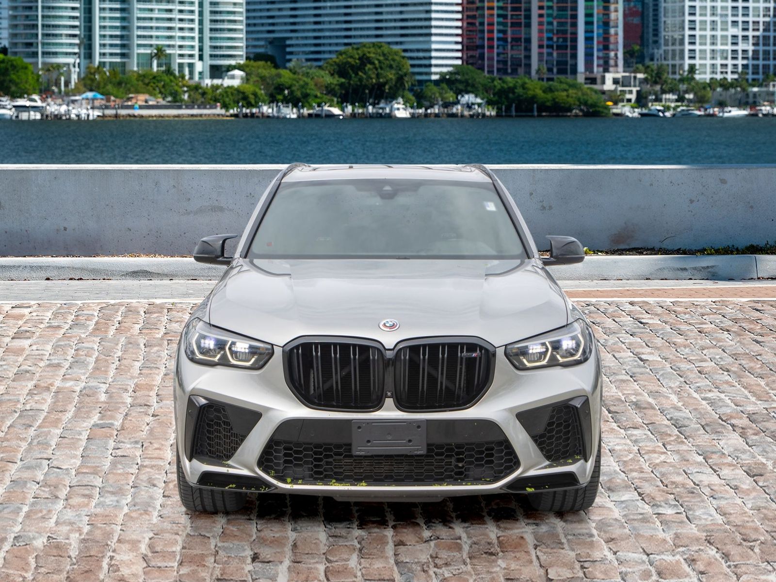 BMW X5 M 2022 — photo 2