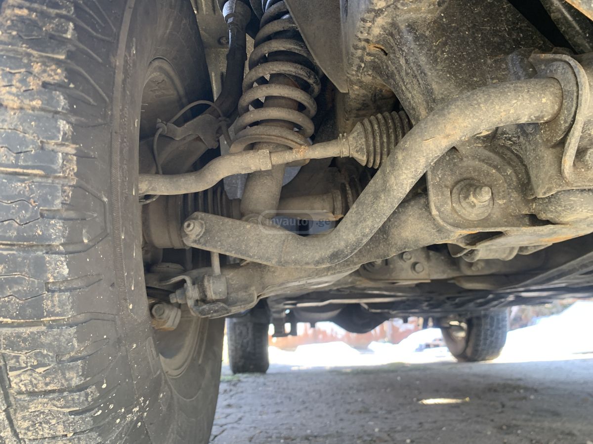 Nissan X-Terra 2014 — photo 2