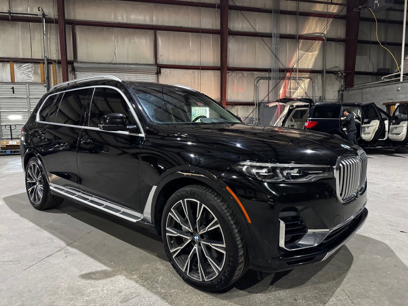 BMW X7 2020 — photo 2