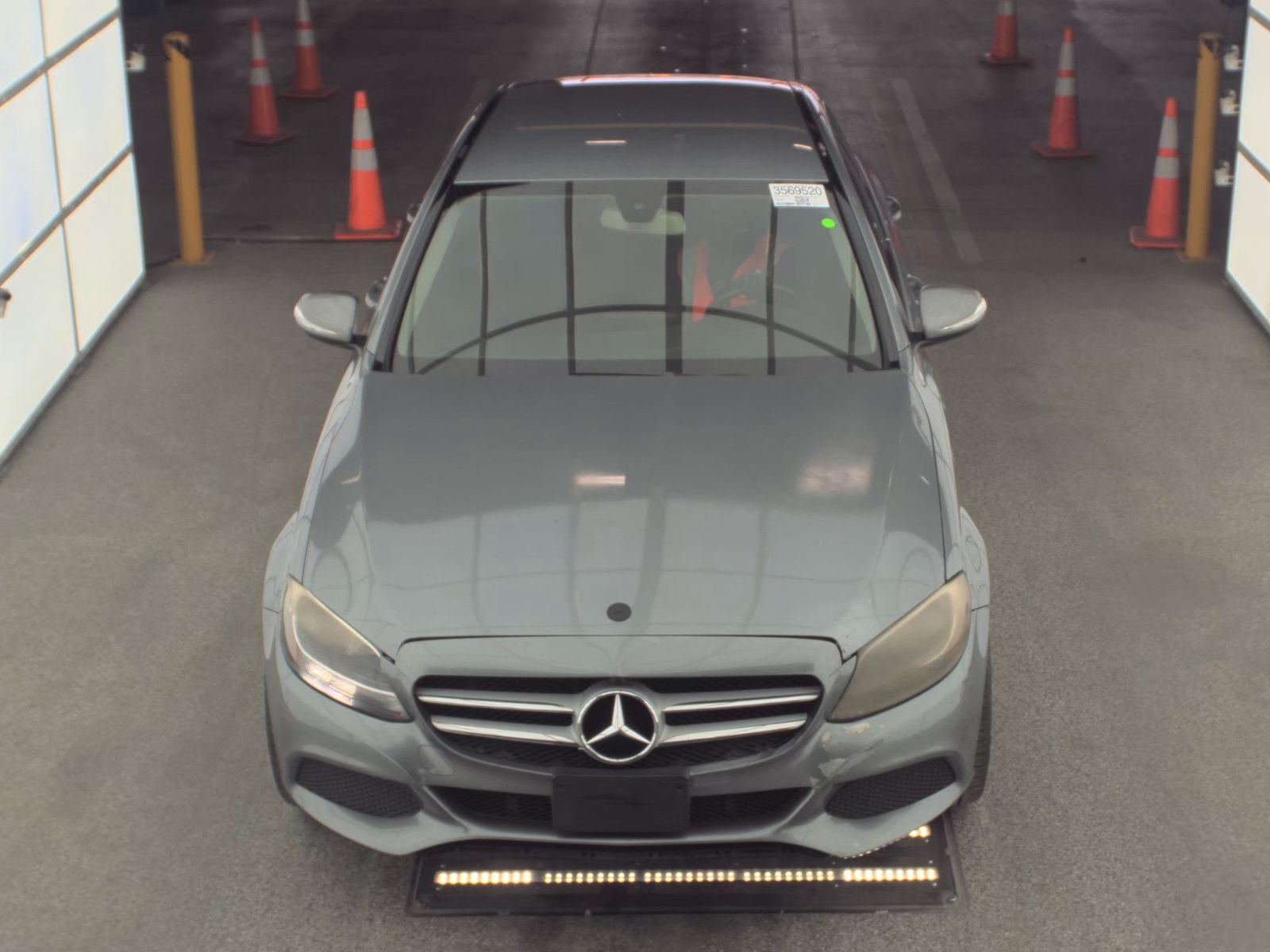 Mercedes-Benz C 300 2015 — photo 2