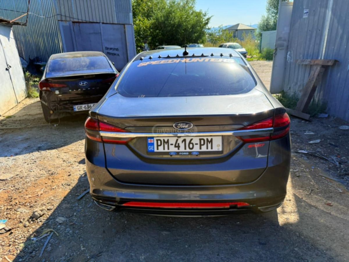Ford Fusion 2017 — photo 2