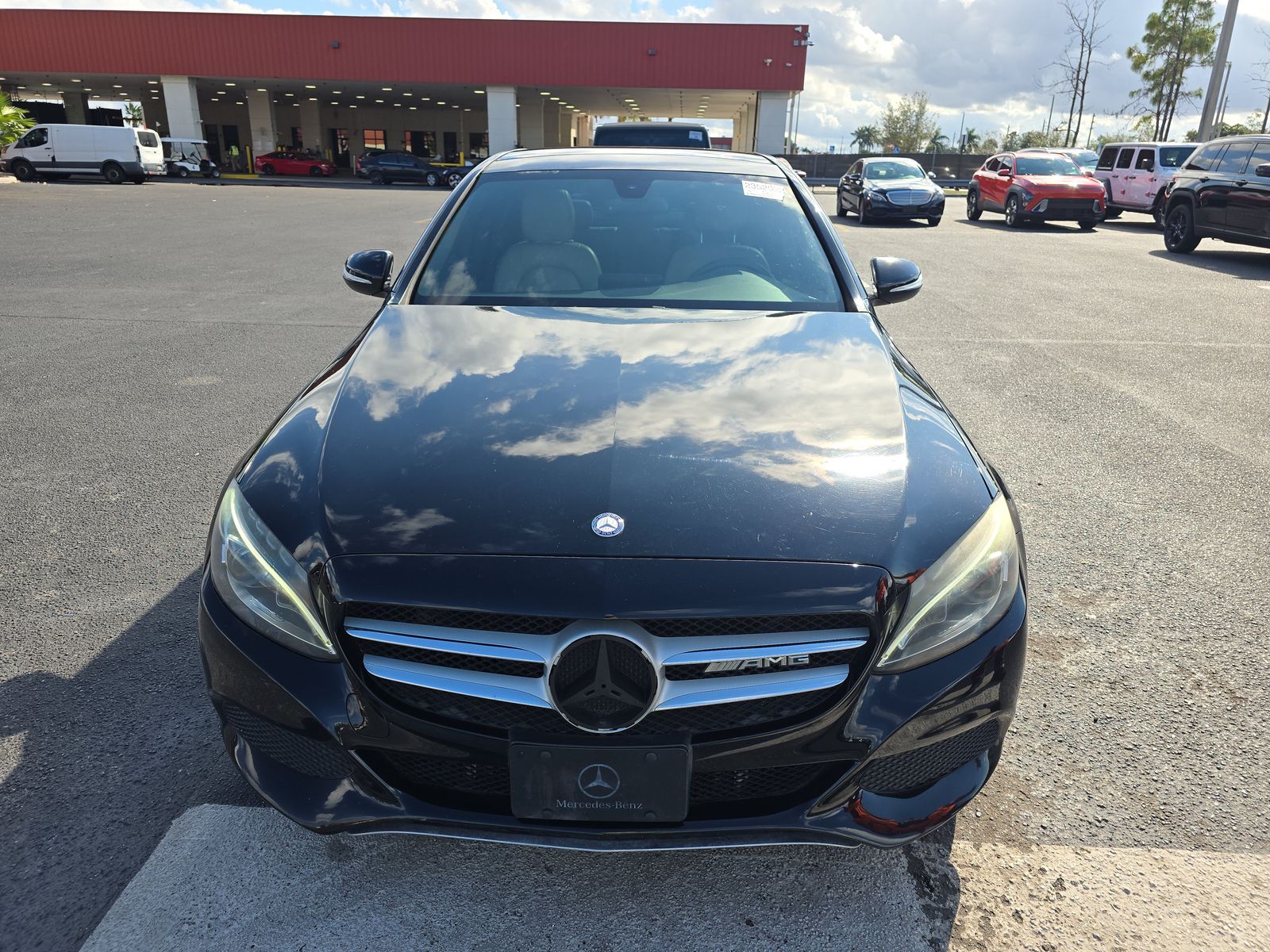 Mercedes-Benz C 300 2015 — photo 2