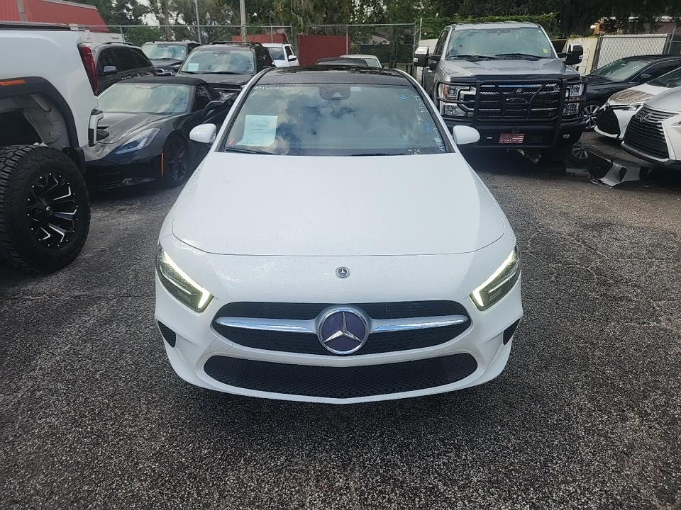 Mercedes-Benz A 220 2019 — photo 2