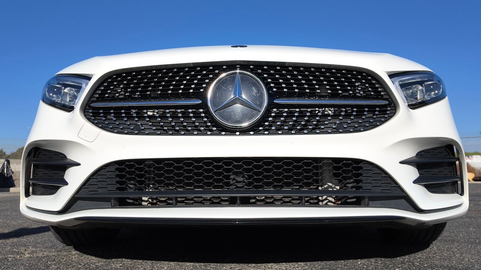Mercedes-Benz A 220 2019 — photo 2