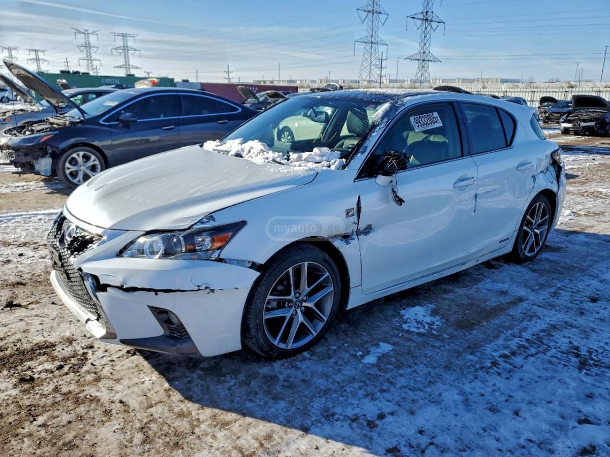 Lexus CT 200 h