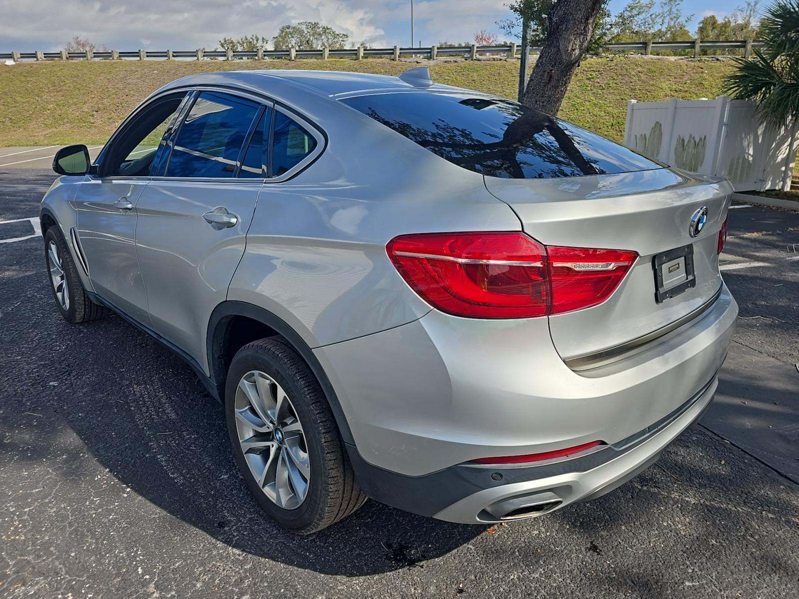 BMW X6 2018 — photo 2