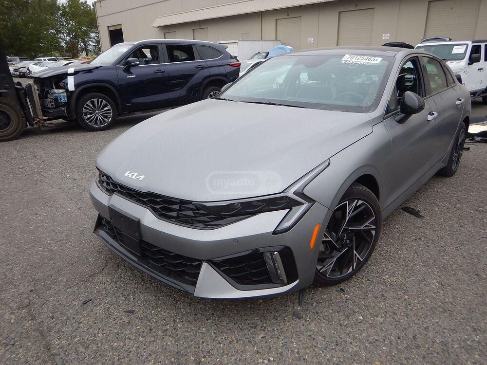 Kia K5 2025 — photo 2