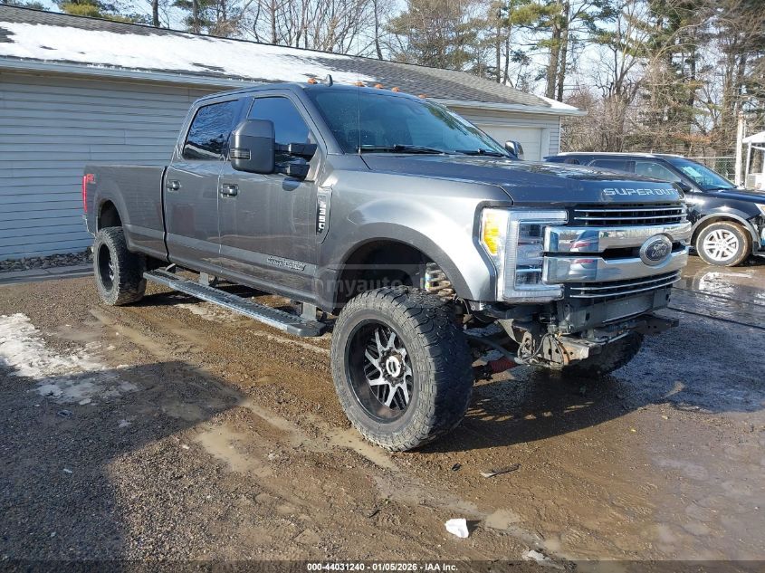 Ford F-350 2019 — photo 2