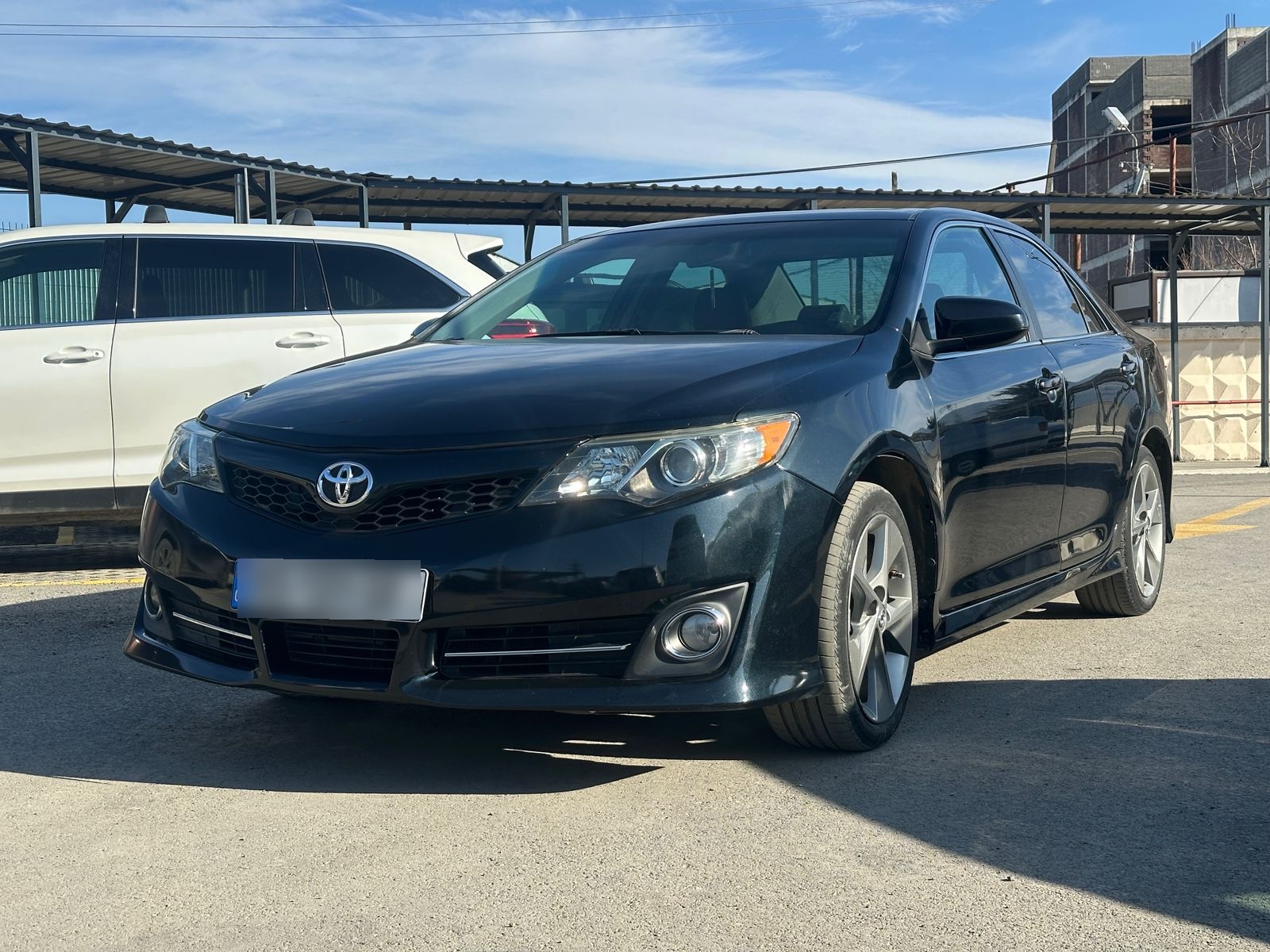 Toyota Camry 2013 — photo 2