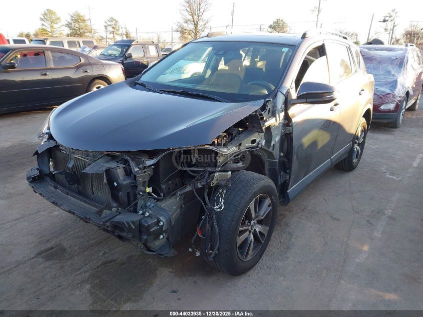 Toyota RAV4 2018 — photo 2