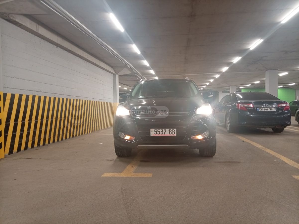 Ford Escape 2015 — photo 2