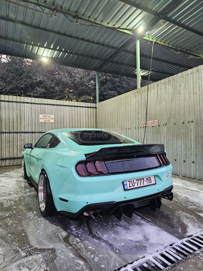 Ford Mustang 2018 — photo 2