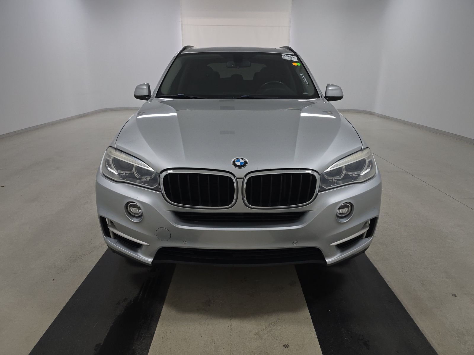 BMW X5 2016 — photo 2