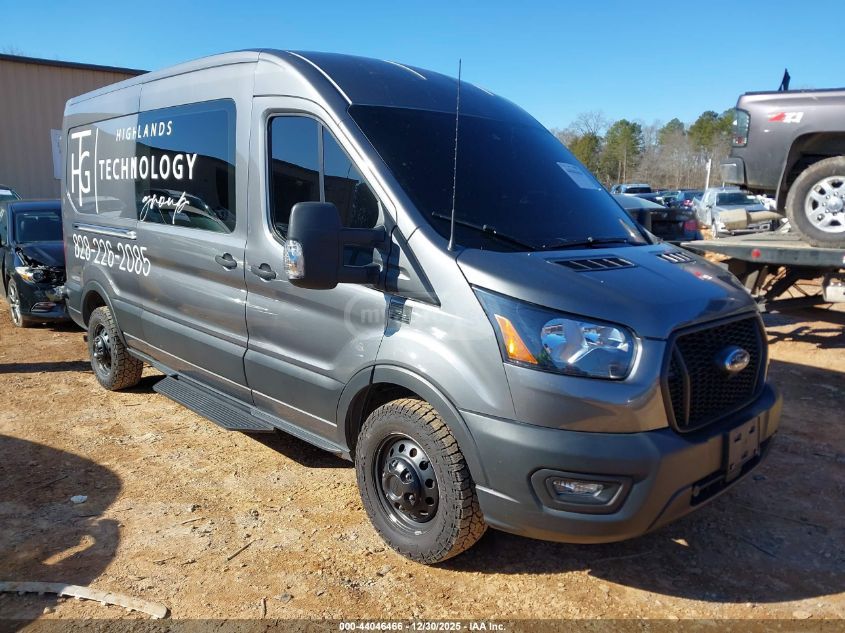 Ford Transit 2023 — photo 2