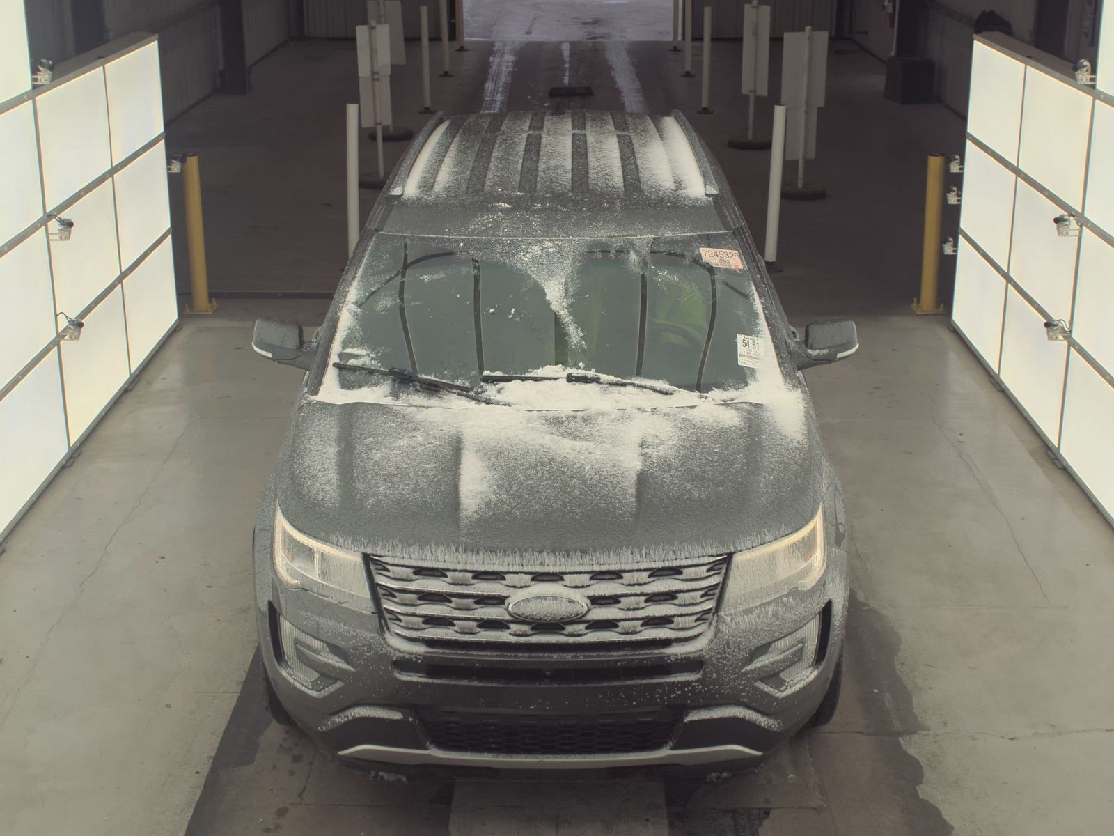 Ford Explorer 2016 — photo 2