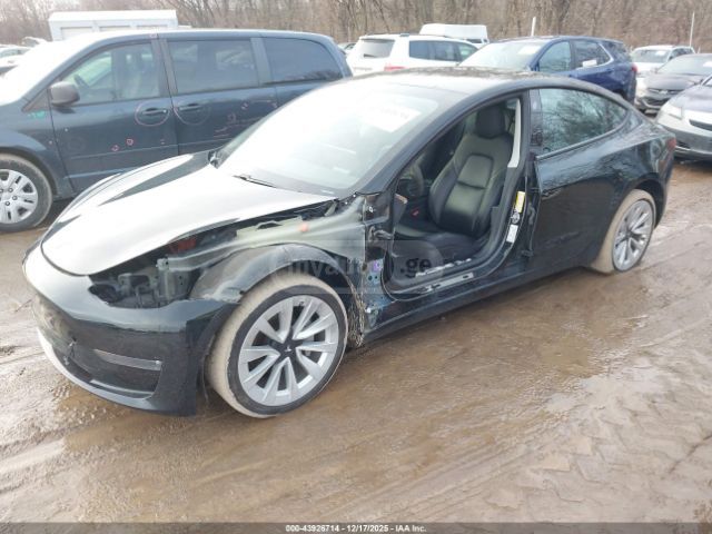 Tesla Model 3 2021 — photo 2