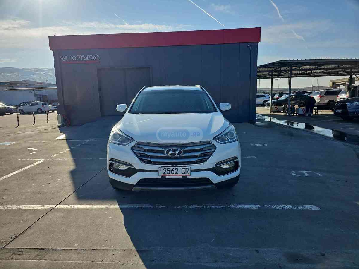 Hyundai Santa FE 2018 — photo 2