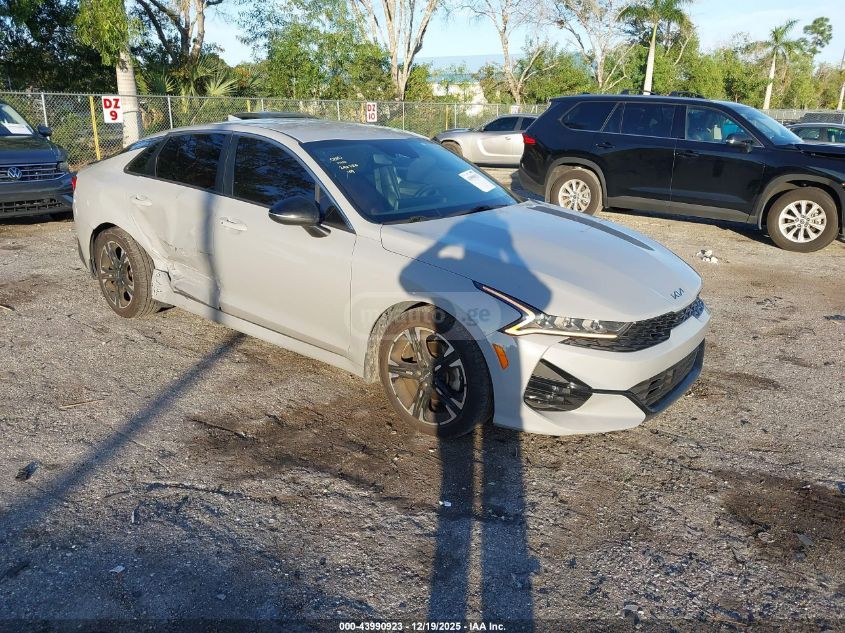 Kia K5 2023 — photo 2