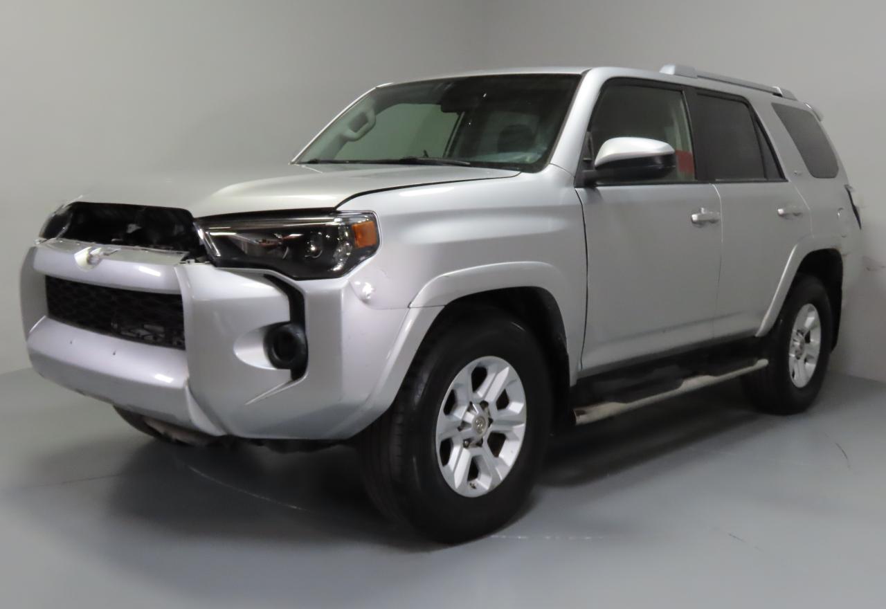 Toyota 4Runner 2016 — photo 2