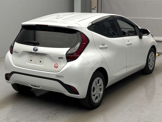 Toyota Aqua 2021 — photo 2