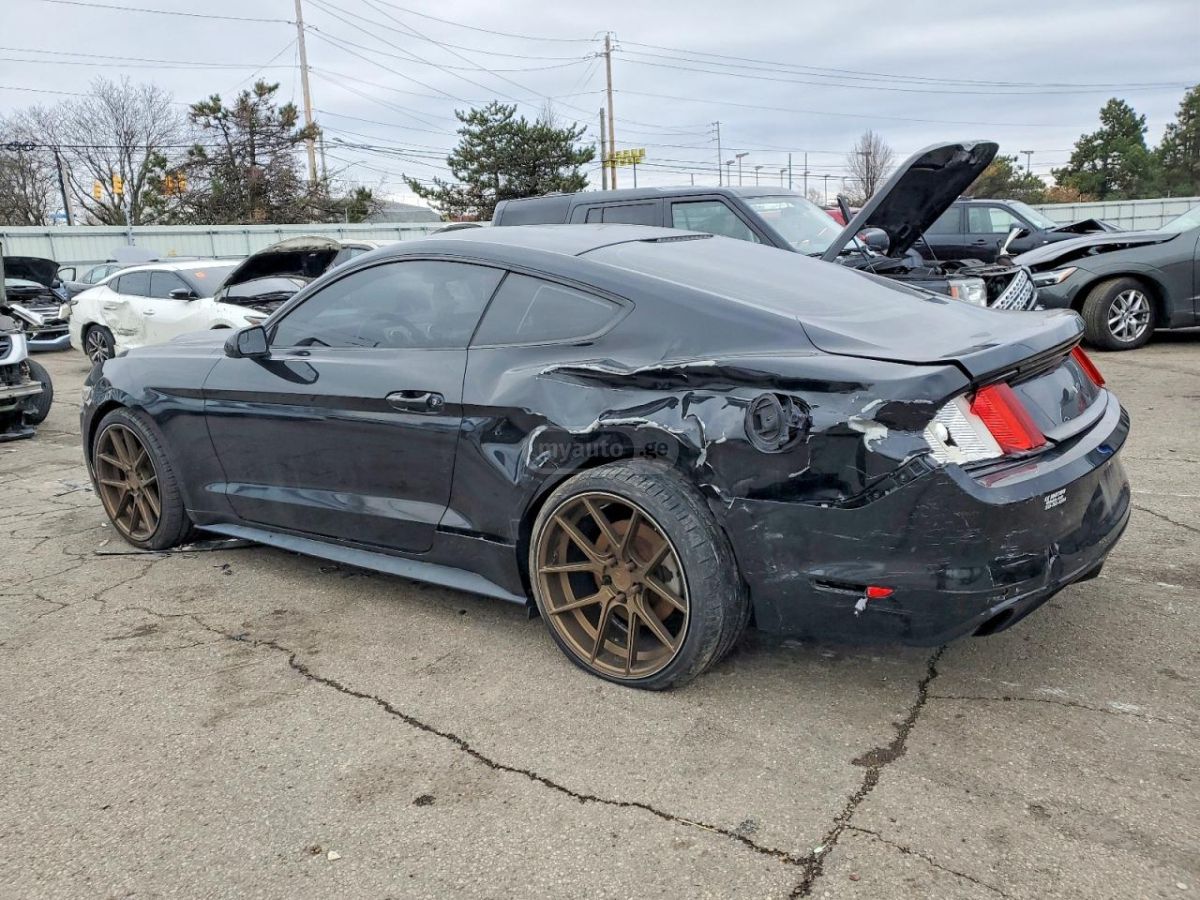 Ford Mustang 2016 — photo 2