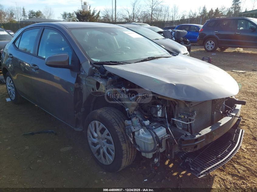 Toyota Corolla 2018 — photo 2