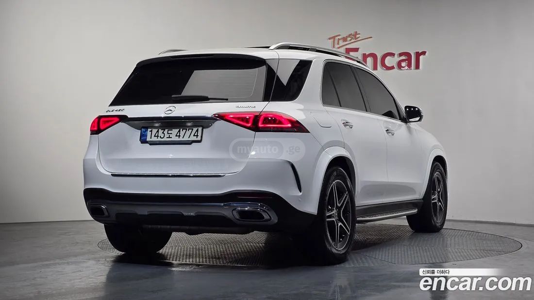 Mercedes-Benz GLE 63 AMG 2021 — photo 2