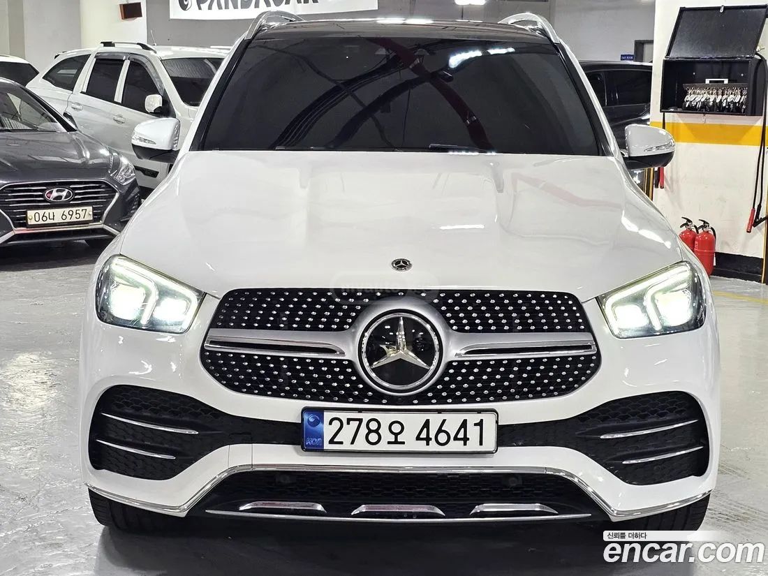 Mercedes-Benz GLE 63 AMG 2023 — photo 2