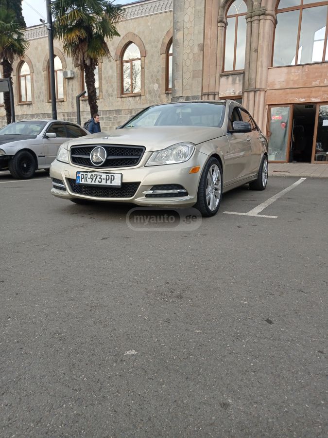 Mercedes-Benz C 250