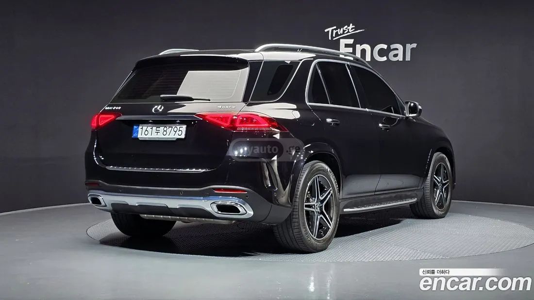 Mercedes-Benz GLE 63 AMG 2021 — photo 2