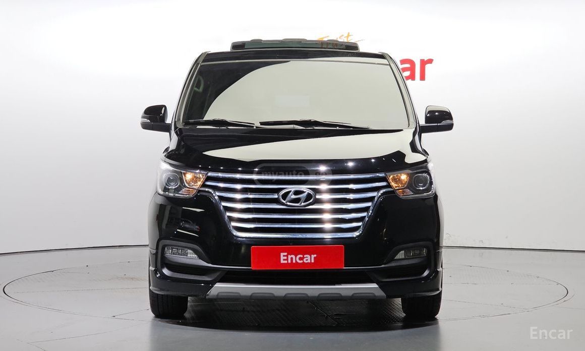 Hyundai Starex 2016 — photo 2