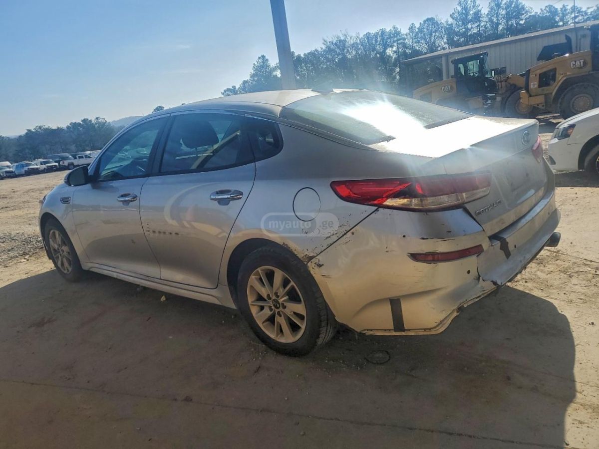 Kia Optima 2019 — photo 2