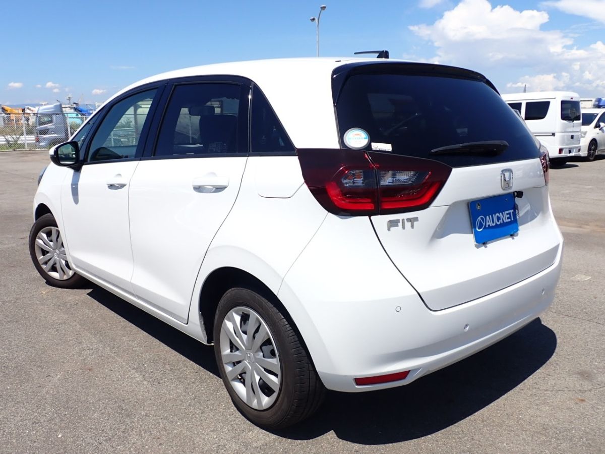 Honda Fit 2022 — photo 2