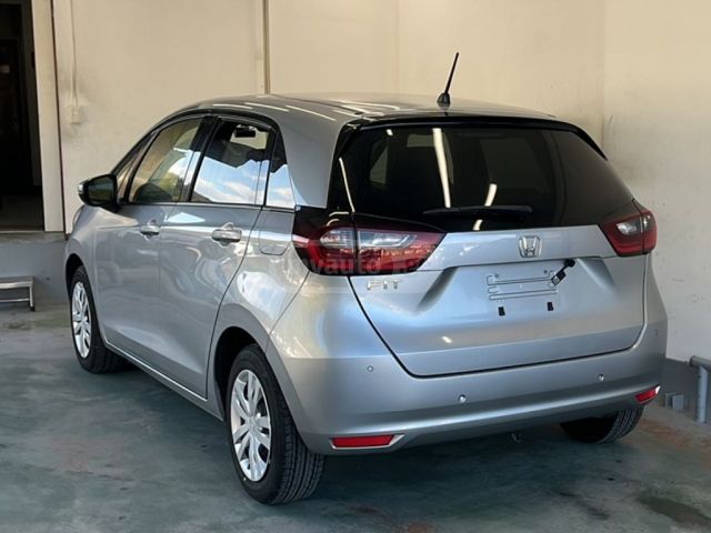 Honda Fit 2022 — photo 2