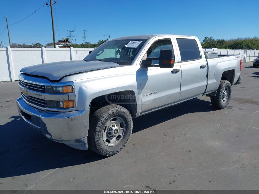 Chevrolet Silverado 2018 — photo 2