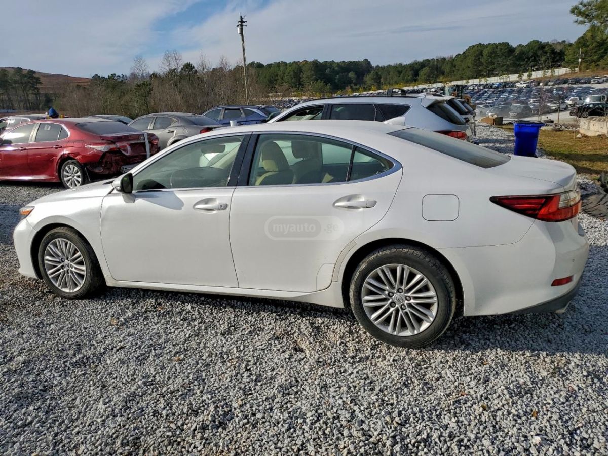 Lexus ES 350 2016 — photo 2