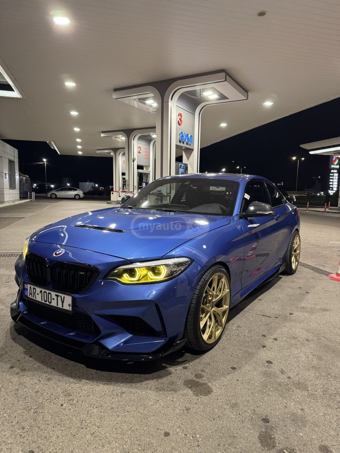 BMW M240