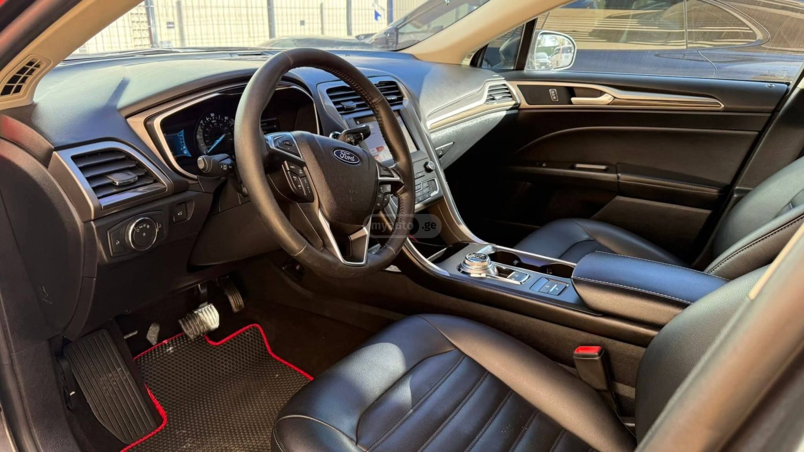 Ford Fusion 2018 — photo 2