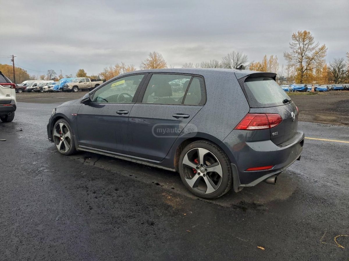Volkswagen GTI 2018 — photo 2