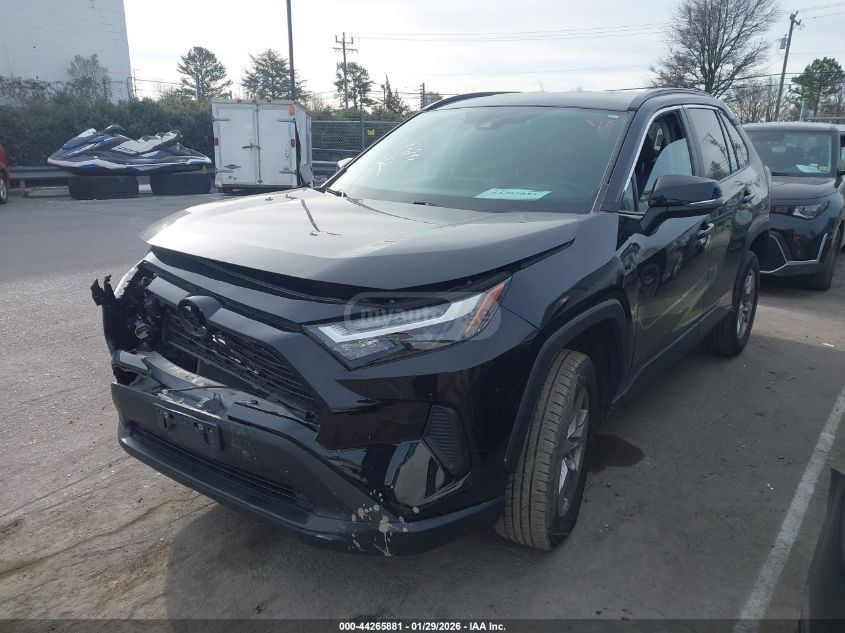Toyota RAV4 2023 — photo 2