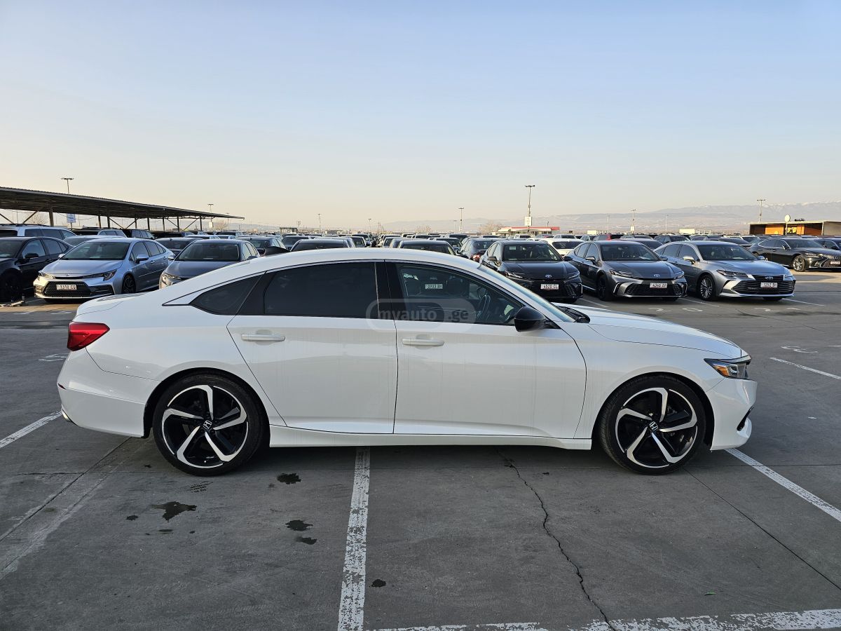 Honda Accord 2021 — photo 2