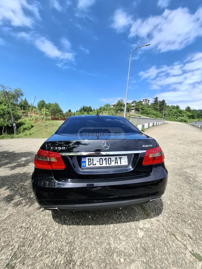 Mercedes-Benz E 350 2012 — photo 2