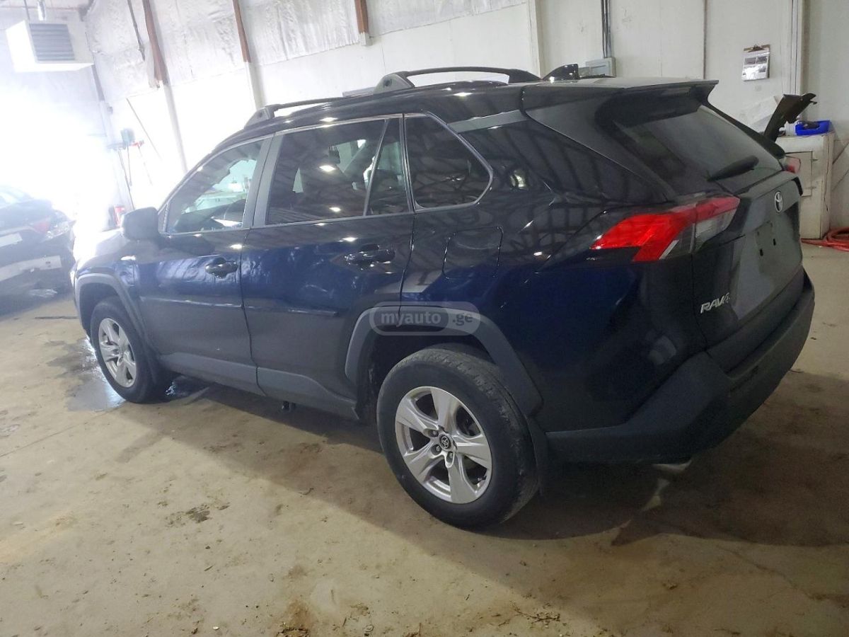 Toyota RAV4 2020 — photo 2