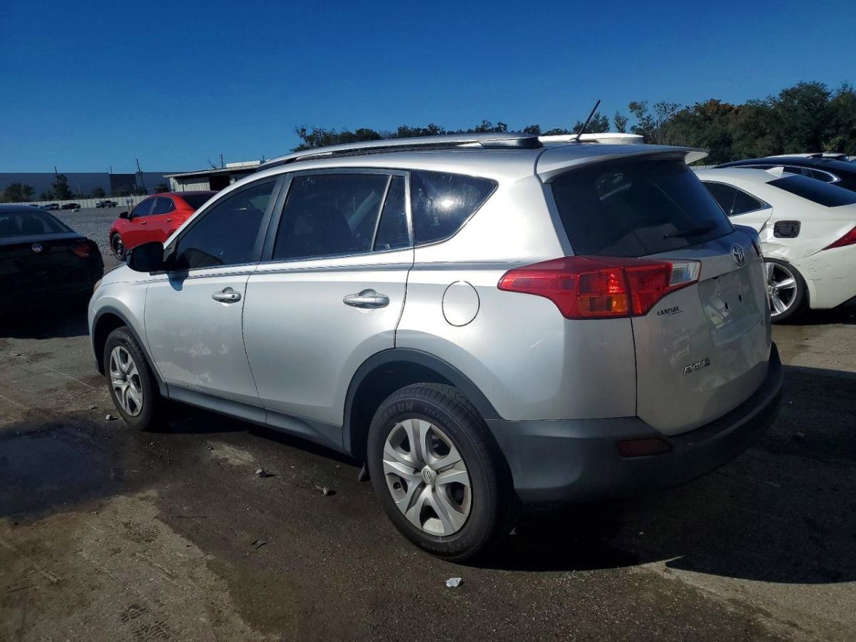 Toyota RAV4 2015 — photo 2