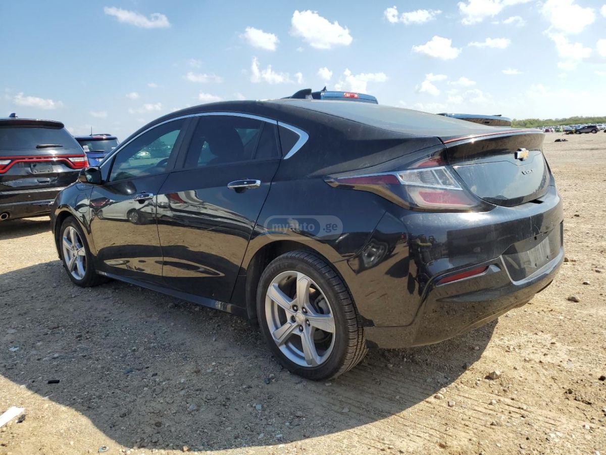 Chevrolet Volt 2017 — photo 2